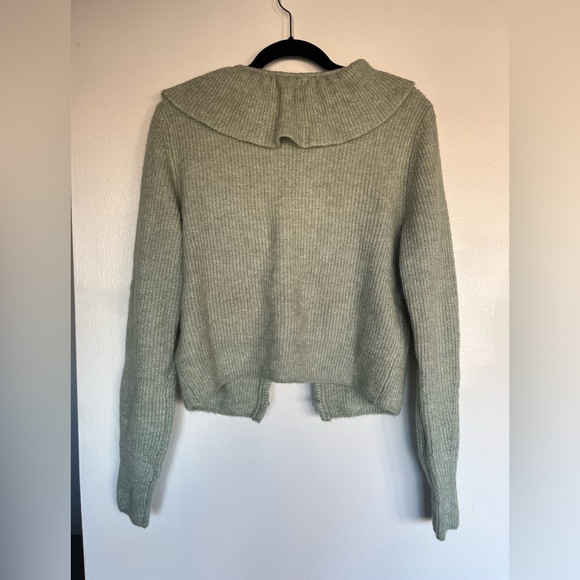 H&M Sage/Mint Green Cardigan Ruffle Sweater - Picture 3 of 5